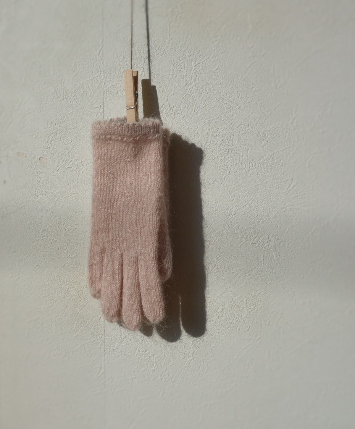 ニット手袋 アンゴラ山羊 ピンク Iichi ハンドメイド クラフト作品 手仕事品の通販