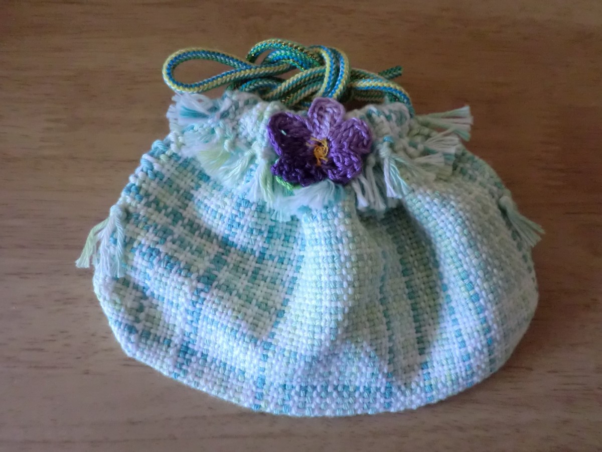手織り小さな可愛いちょっとした物入れ巾着ポーチ Iichi ハンドメイド クラフト作品 手仕事品の通販