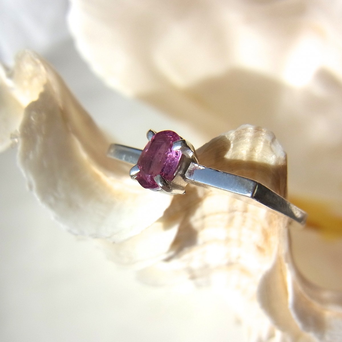 大粒0 37ctピンクトルマリンのシルバーリング Sv925 11号 Iichi ハンドメイド クラフト作品 手仕事品の通販