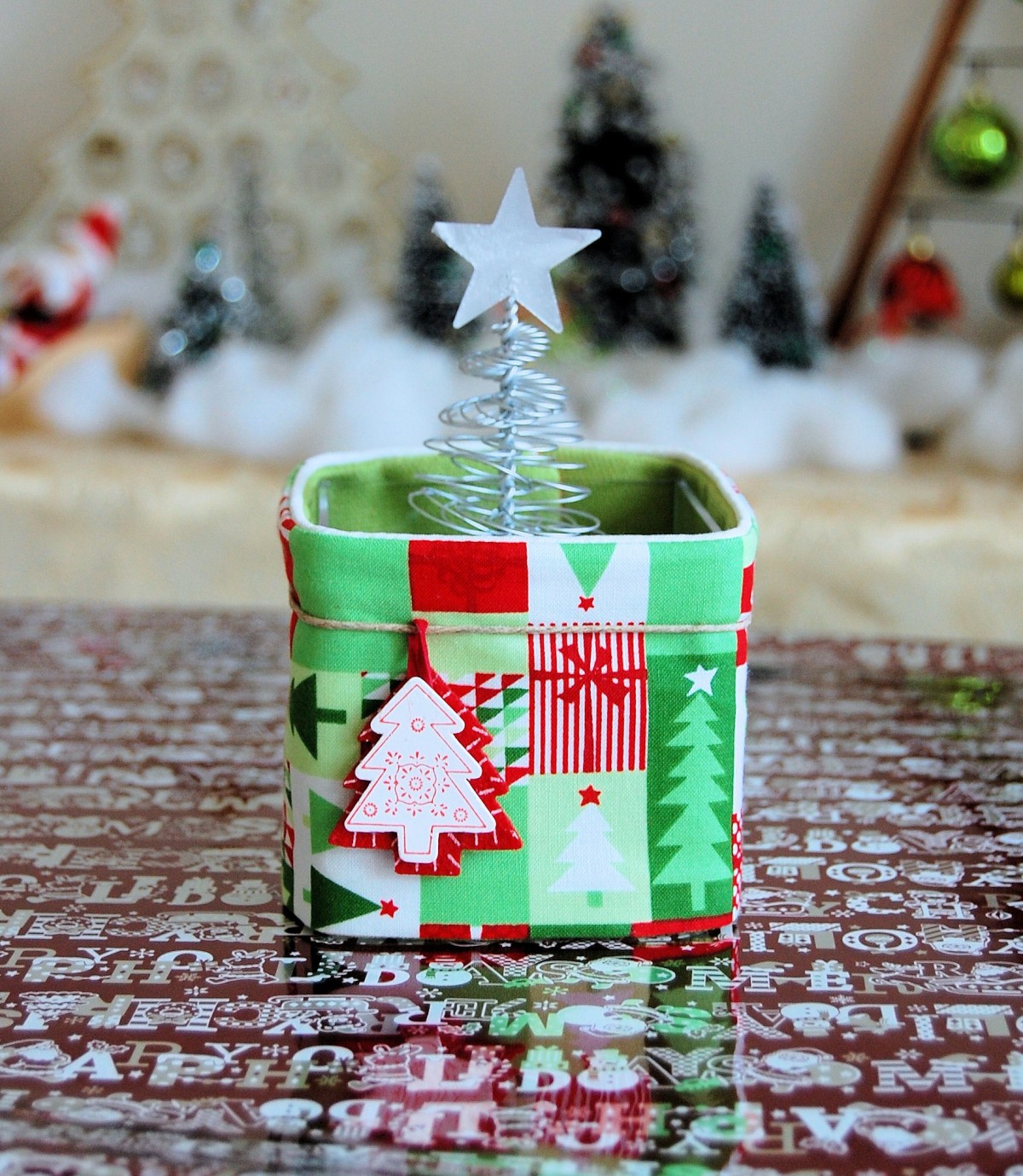 クリスマス 容器付 ツリー付鉢カバー Us生地黄緑クリスマス3 Iichi ハンドメイド クラフト作品 手仕事品の通販