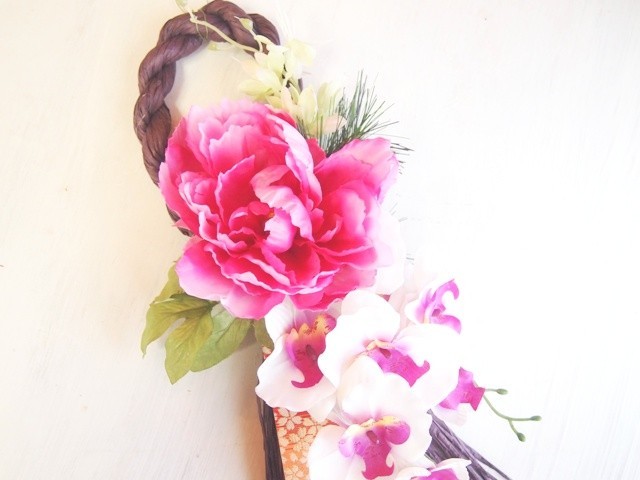 お花が可愛いお正月飾り ループv1622 Iichi ハンドメイド クラフト作品 手仕事品の通販