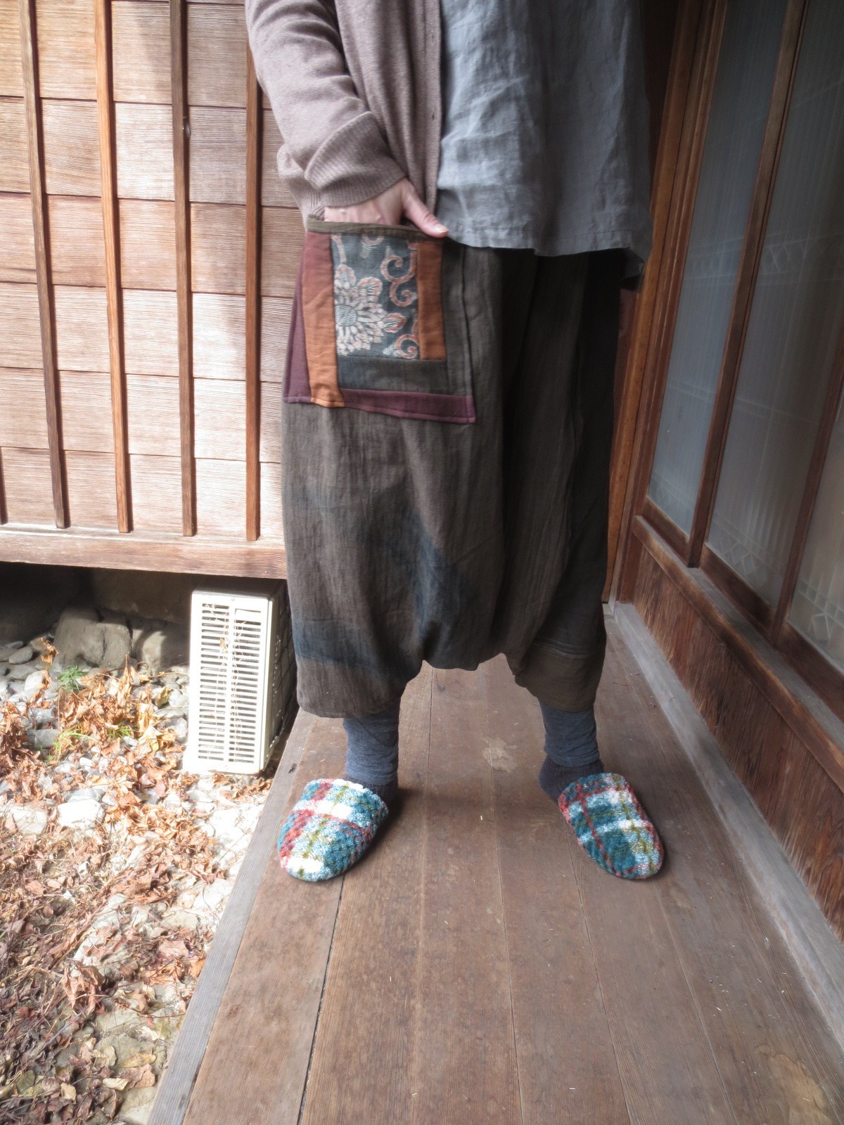 大人女子のサルエルパンツ らくちん あったかキュートなパンツです Iichi ハンドメイド クラフト作品 手仕事品の通販