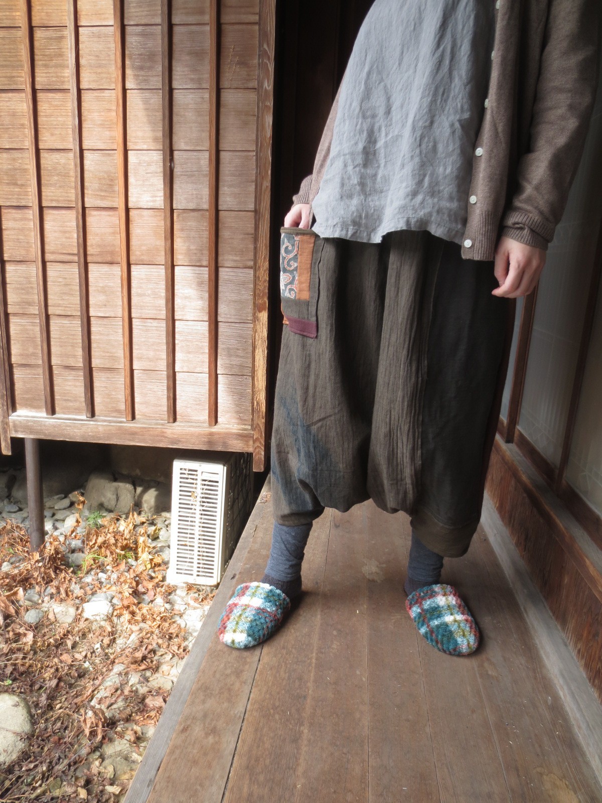 大人女子のサルエルパンツ らくちん あったかキュートなパンツです Iichi ハンドメイド クラフト作品 手仕事品の通販