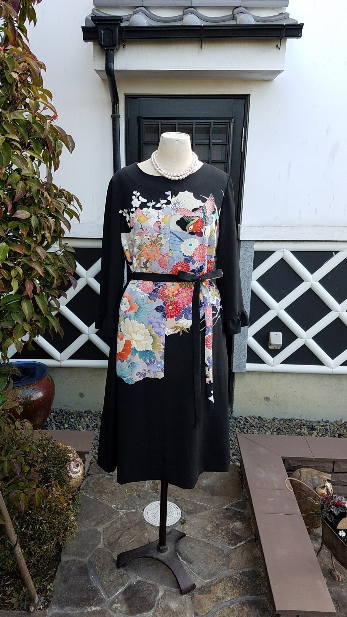 着物リメイク 手作り 高級 留め袖 ワンピース コサージュ付き Iichi ハンドメイド クラフト作品 手仕事品の通販