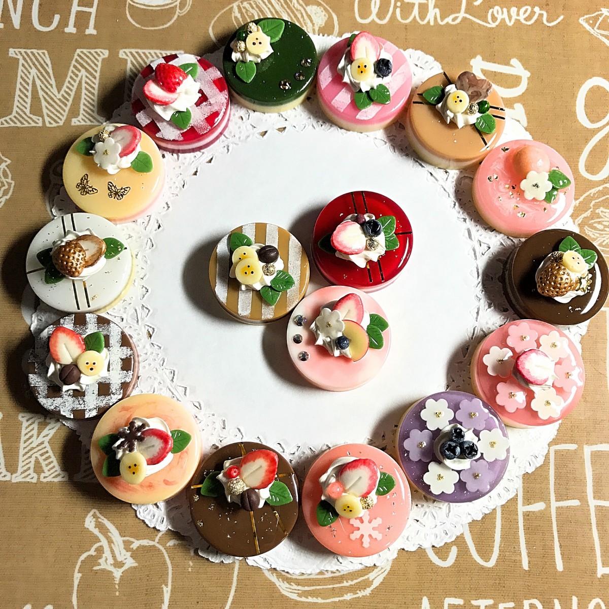 選べる17種類 彩りレジンケーキのマグネット Iichi ハンドメイド クラフト作品 手仕事品の通販