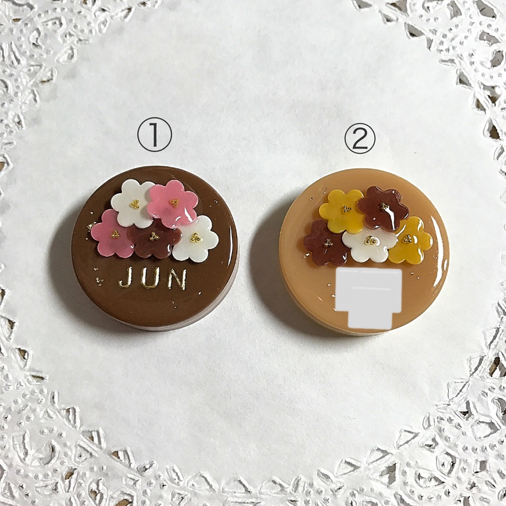 選べる2種類 名前入り Chocolate Flowerブーケケーキのブローチ Iichi ハンドメイド クラフト作品 手仕事品の通販