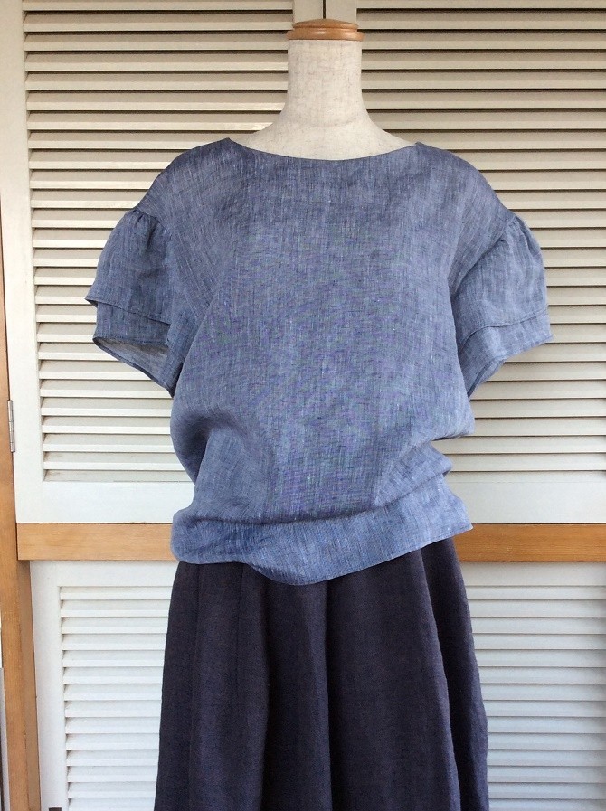 受注制作 可愛い大人のダブルパフスリーブのブラウス ハードマンズ社のぐれーのアイリッシュリネンで作る Iichi ハンドメイド クラフト作品 手仕事 品の通販