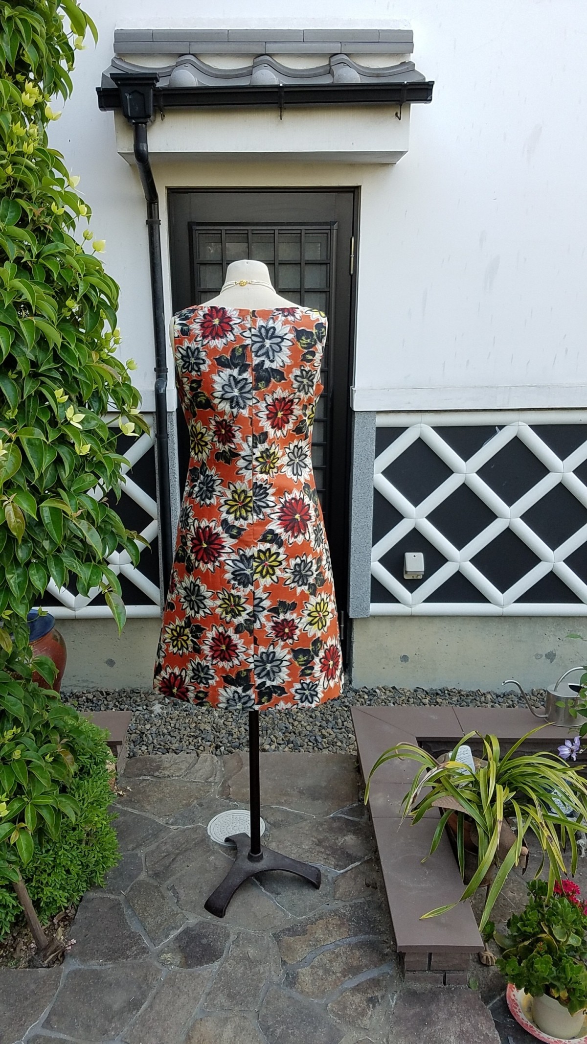 着物リメイク 手作り 花柄 オレンジ 銘仙 ワンピース Iichi ハンドメイド クラフト作品 手仕事品の通販