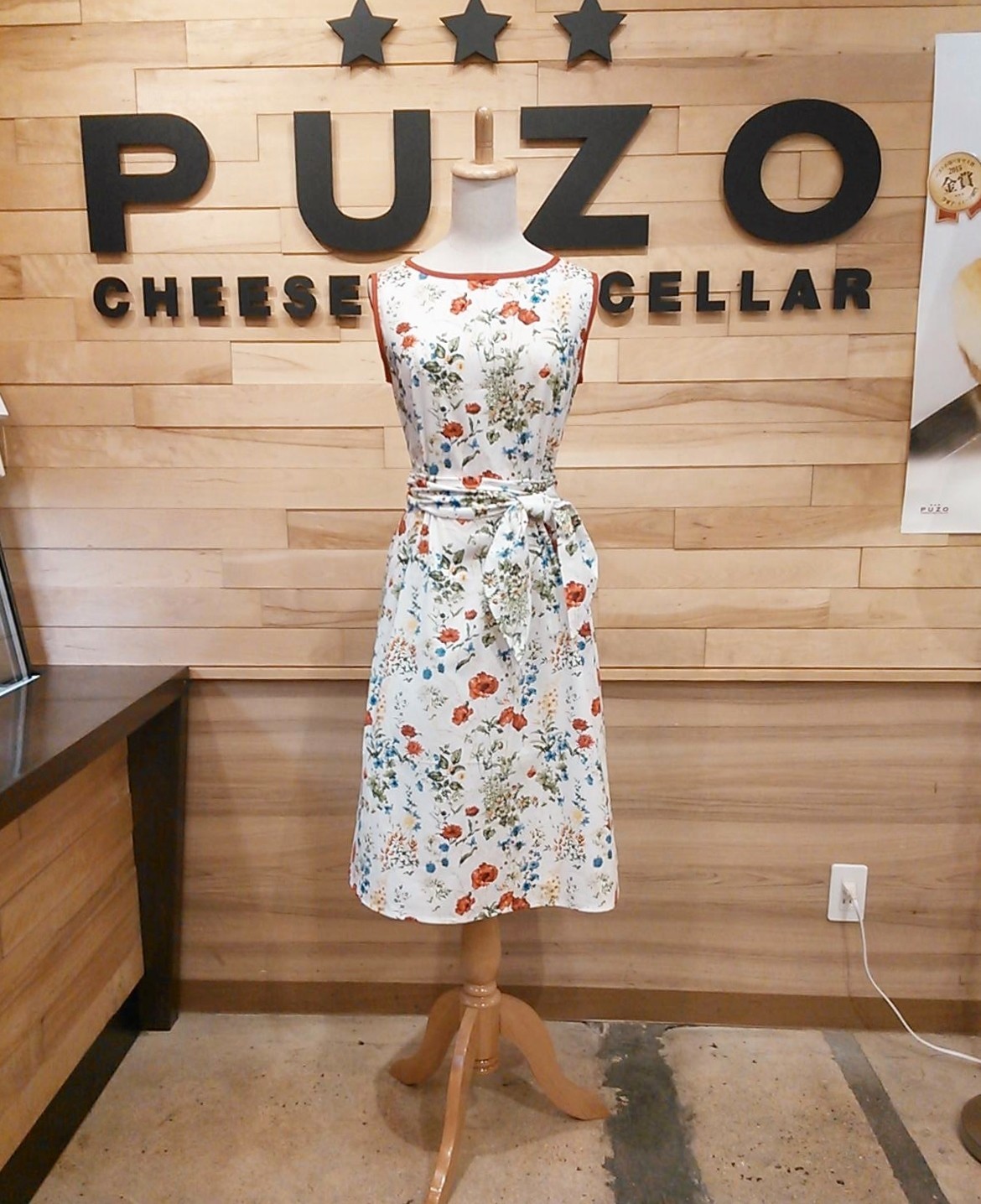 ｍ 南国 ボタニカル 花柄 リゾート ドレス フラワー ワンピース Iichi ハンドメイド クラフト作品 手仕事品の通販