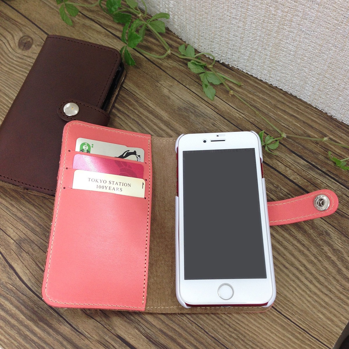 Iphone８プラス ７プラス ６プラス本革ケース カード3枚収納 Iichi