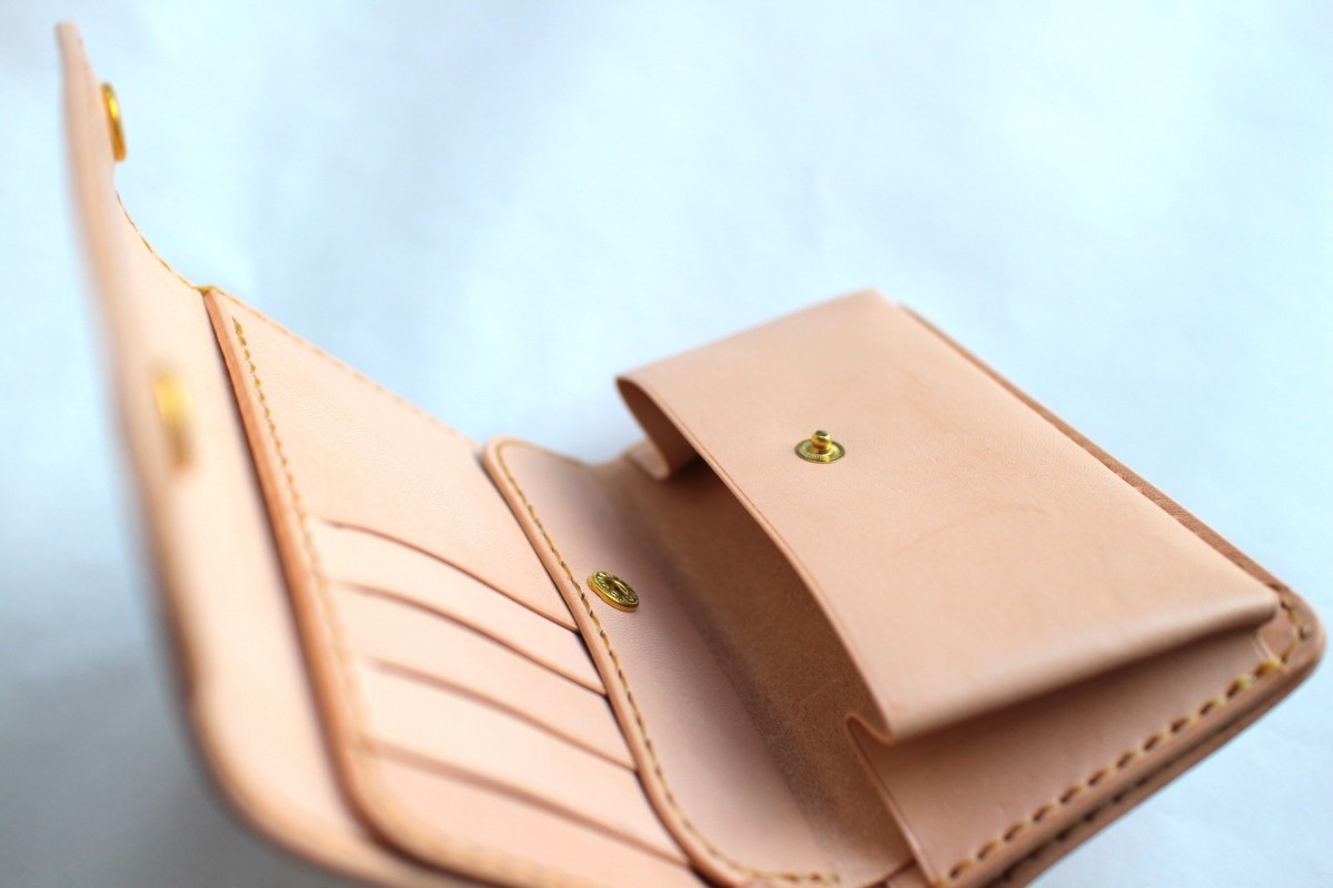 受注生産品】三つ折り財布 ～栃木サドルレザー～ | iichi ハンドメイド 