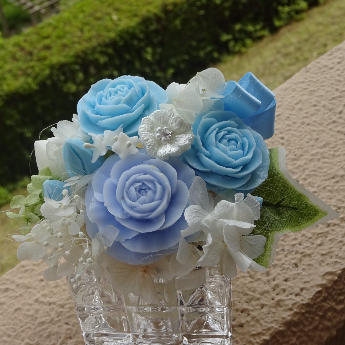 石鹼彫刻 香る花のアレンジメント Iichi ハンドメイド クラフト作品 手仕事品の通販