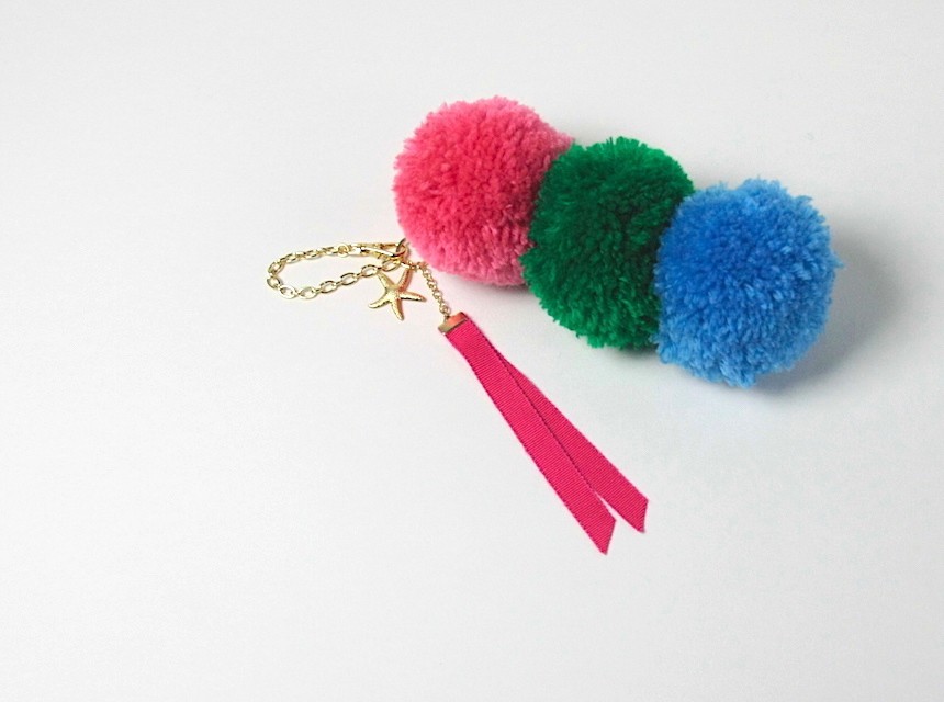 カラフルポンポン バッグチャーム ピンク Iichi ハンドメイド クラフト作品 手仕事品の通販