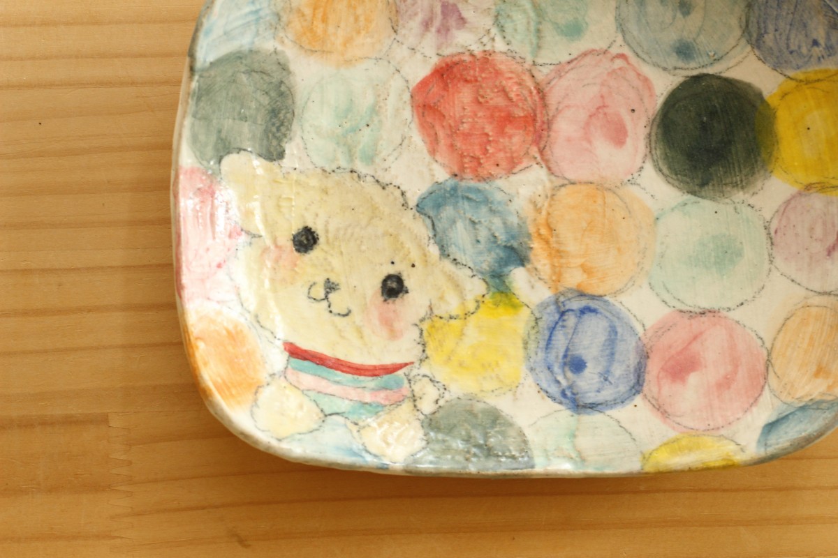 受注制作 粉引きカラフルドットとトイプードルのスクエアケーキ皿 Iichi ハンドメイド クラフト作品 手仕事品の通販