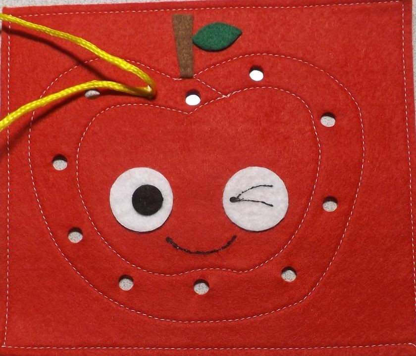 初めての ひも通しのおけいこ リンゴ Iichi ハンドメイド クラフト作品 手仕事品の通販