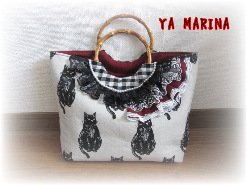 渋可愛い黒猫柄の竹ハンドルトートバッグ Iichi ハンドメイド クラフト作品 手仕事品の通販
