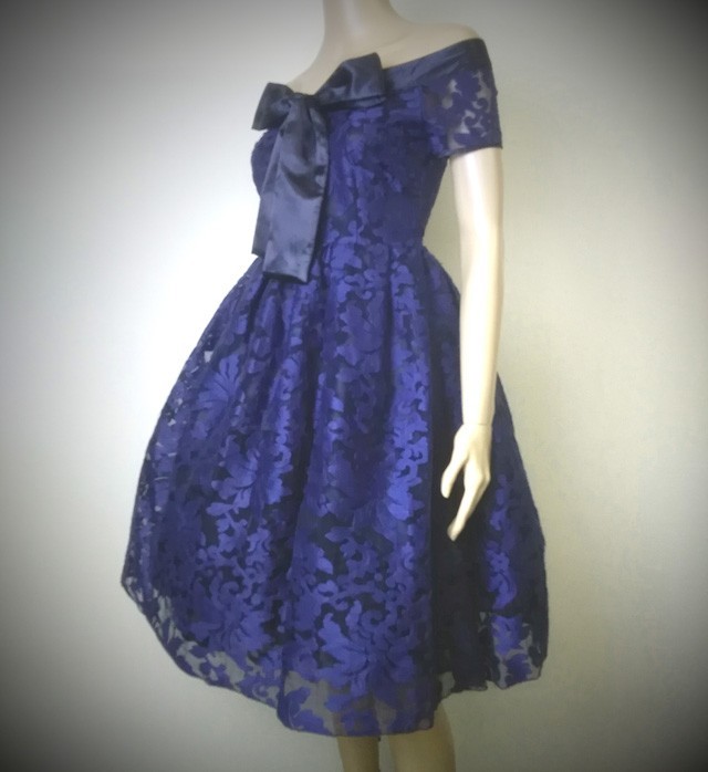 ワンピース オーガンジーレースのパーティードレス オフショルダー ネイビー 結婚式 演奏会 Iichi ハンドメイド クラフト作品 手仕事品の通販