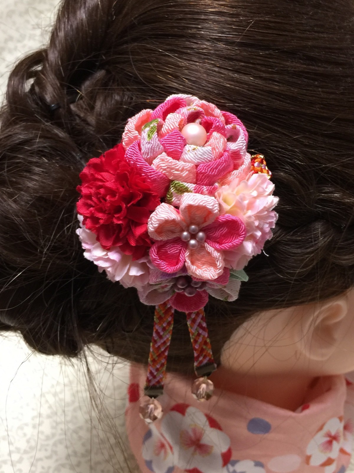 つまみ細工 コロンと可愛い髪飾り Iichi ハンドメイド クラフト作品 手仕事品の通販