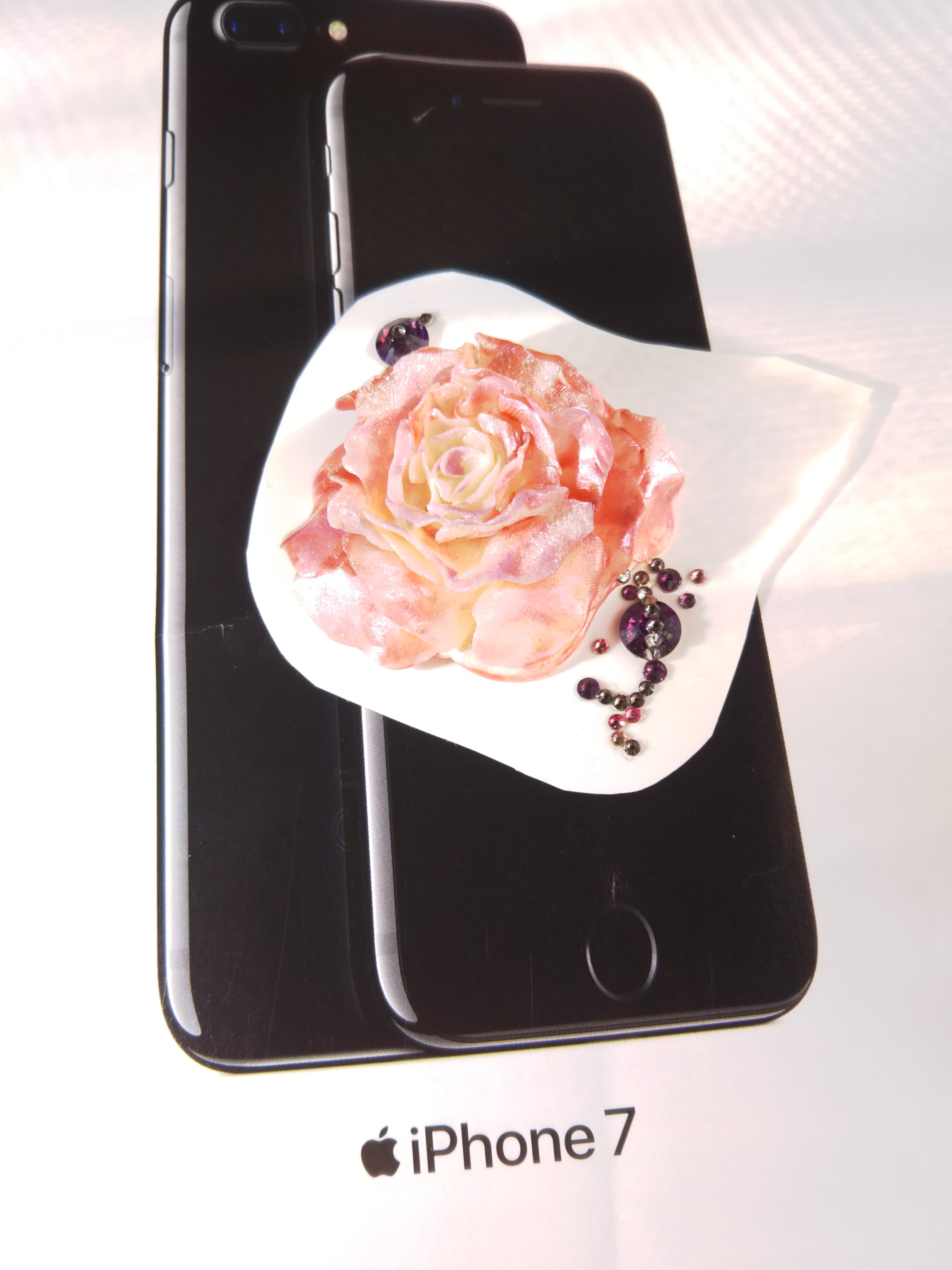 スワロフスキー 3dデコシール 薄ピンクのバラの花 Iichi ハンドメイド クラフト作品 手仕事品の通販