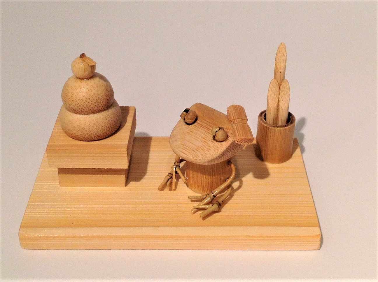 竹細工 鏡餅 カエル 女の子 Iichi ハンドメイド クラフト作品 手仕事品の通販 竹細工 鏡餅 カエル 女の子 Iichi ハンドメイド クラフト作品 手仕事品の通販
