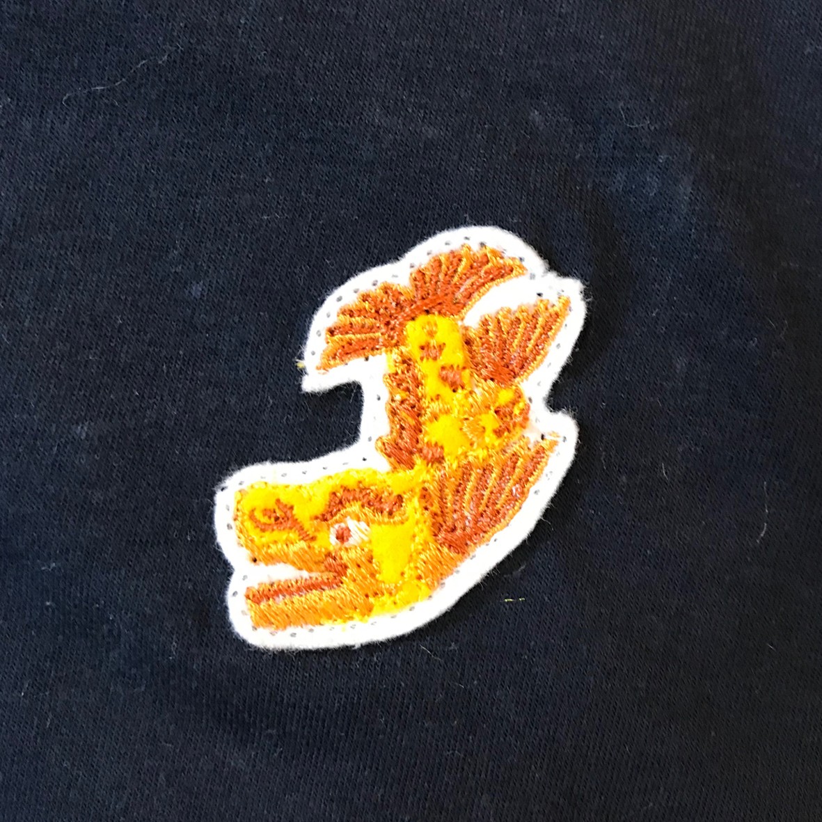 金鯱 刺繍 Uネック ロングスリーブ Tシャツ Iichi ハンドメイド クラフト作品 手仕事品の通販
