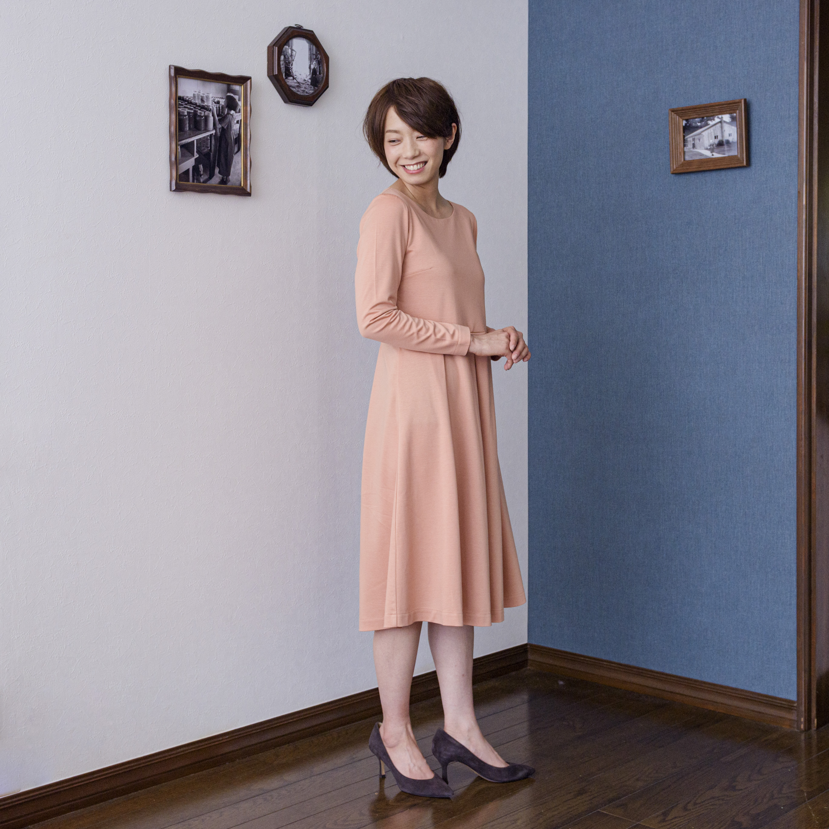 M アーミッシュ風シンプルワンピース 長袖 サーモンピンク 定番生地 Iichi ハンドメイド クラフト作品 手仕事品の通販