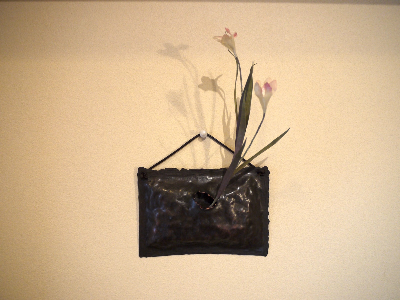 壁掛け銅製花器 一輪挿し Iichi ハンドメイド クラフト作品 手仕事品の通販