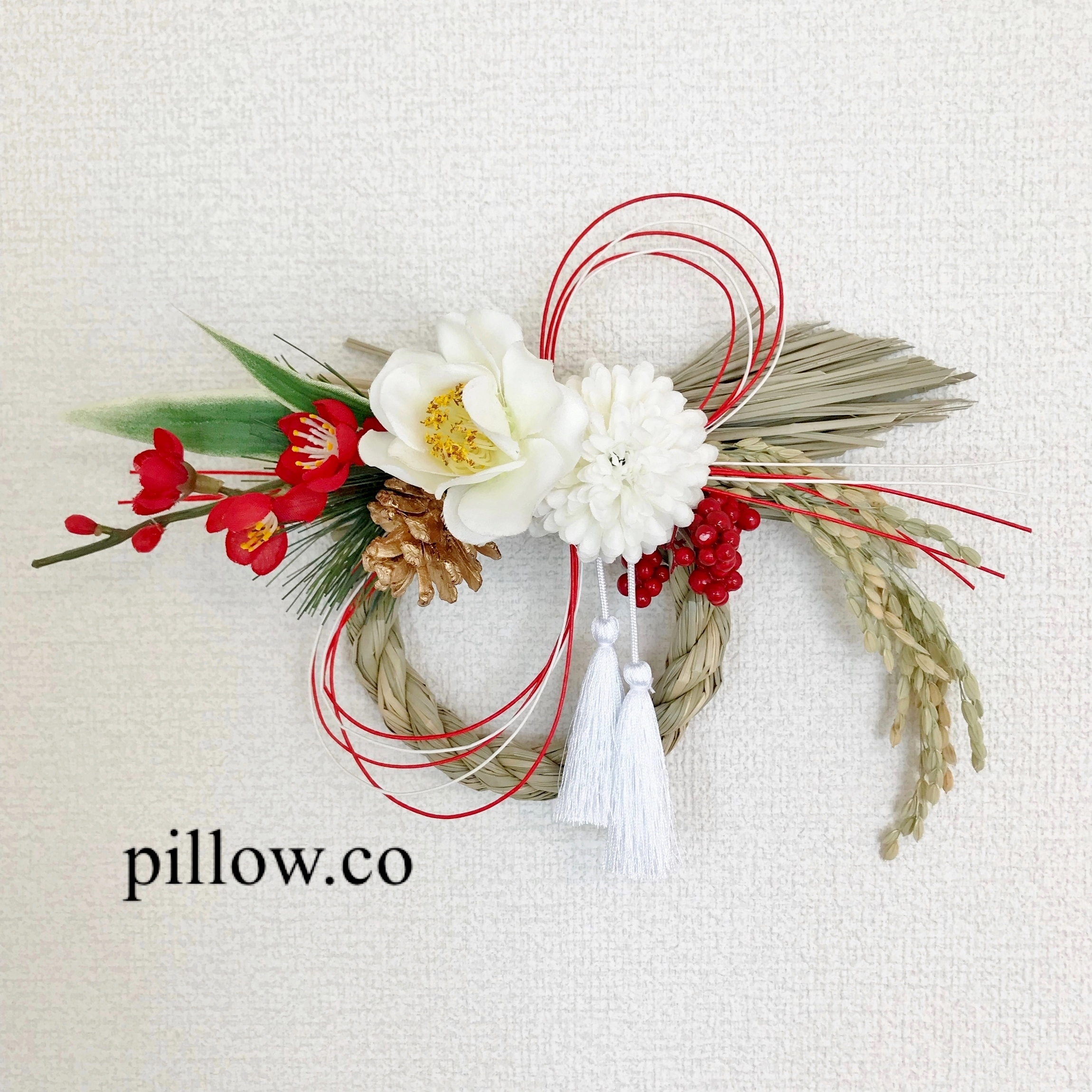 ミニしめ縄お飾り 白椿 マム 水引 タッセル Iichi ハンドメイド クラフト作品 手仕事品の通販