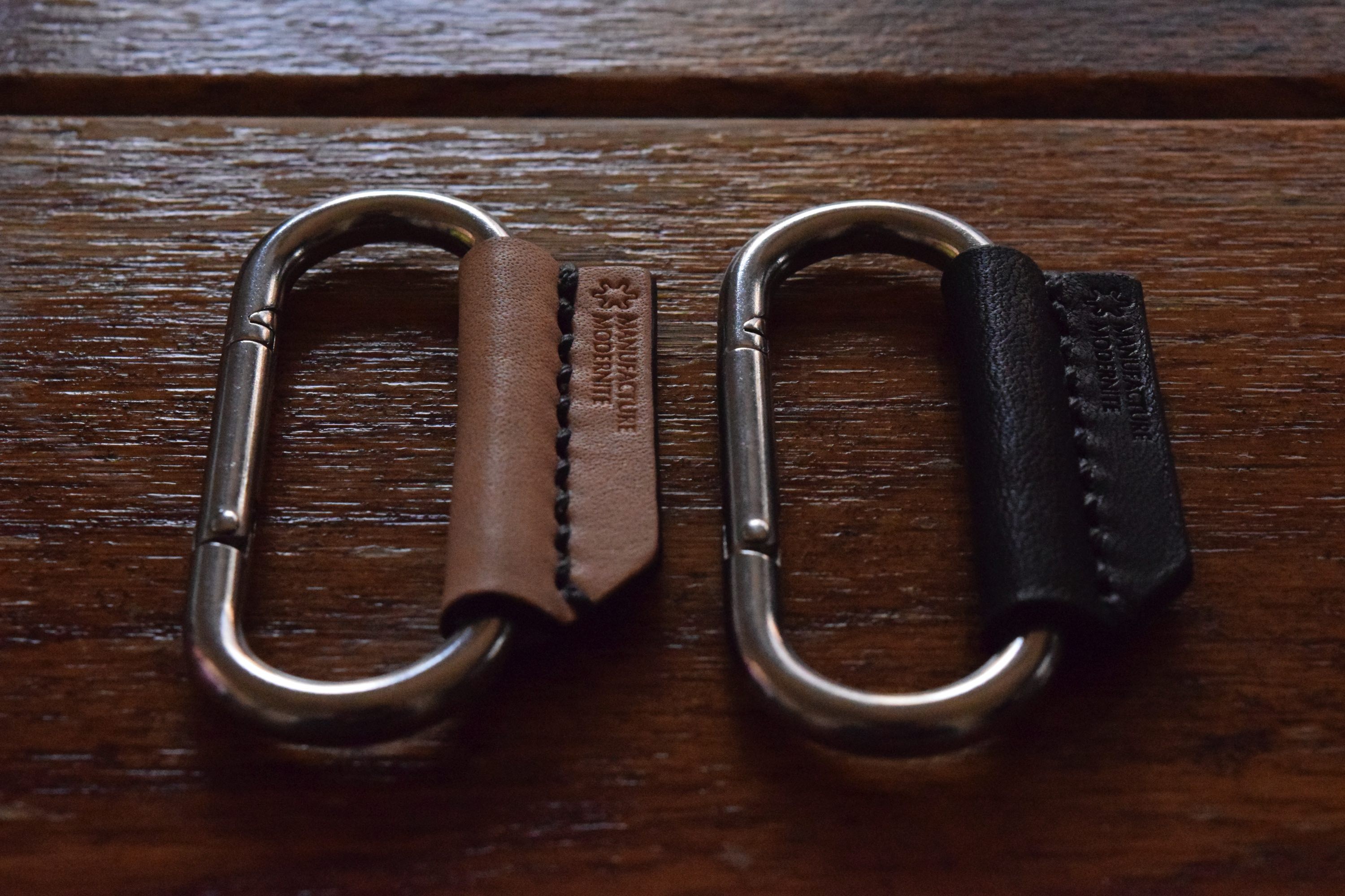 受注生産品 栃木レザー O型カラビナキーホルダー Black Mnk 02 Iichi ハンドメイド クラフト作品 手仕事品の通販