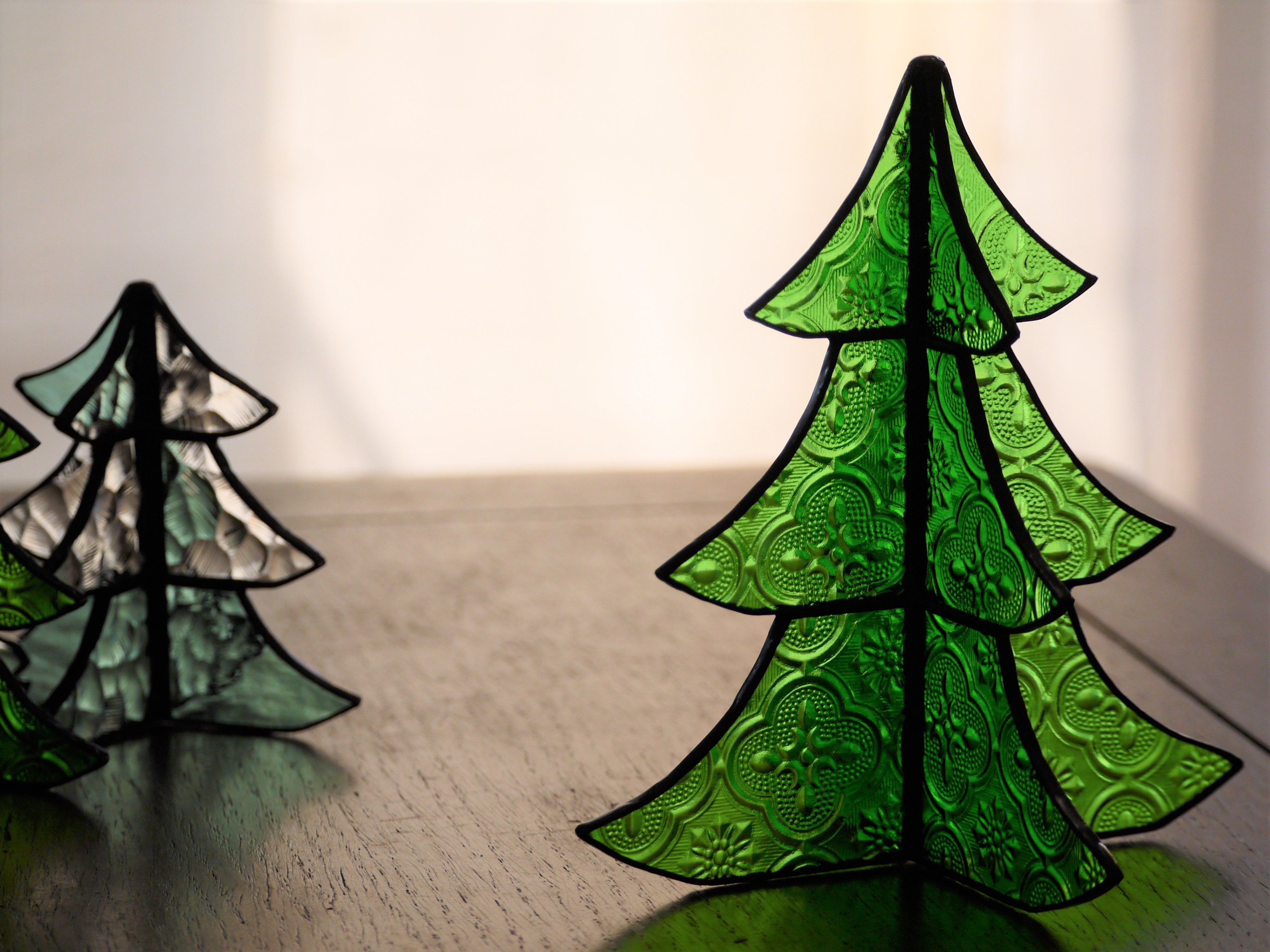 ステンドグラス クリスマスツリー a (大） | iichi ハンドメイド 