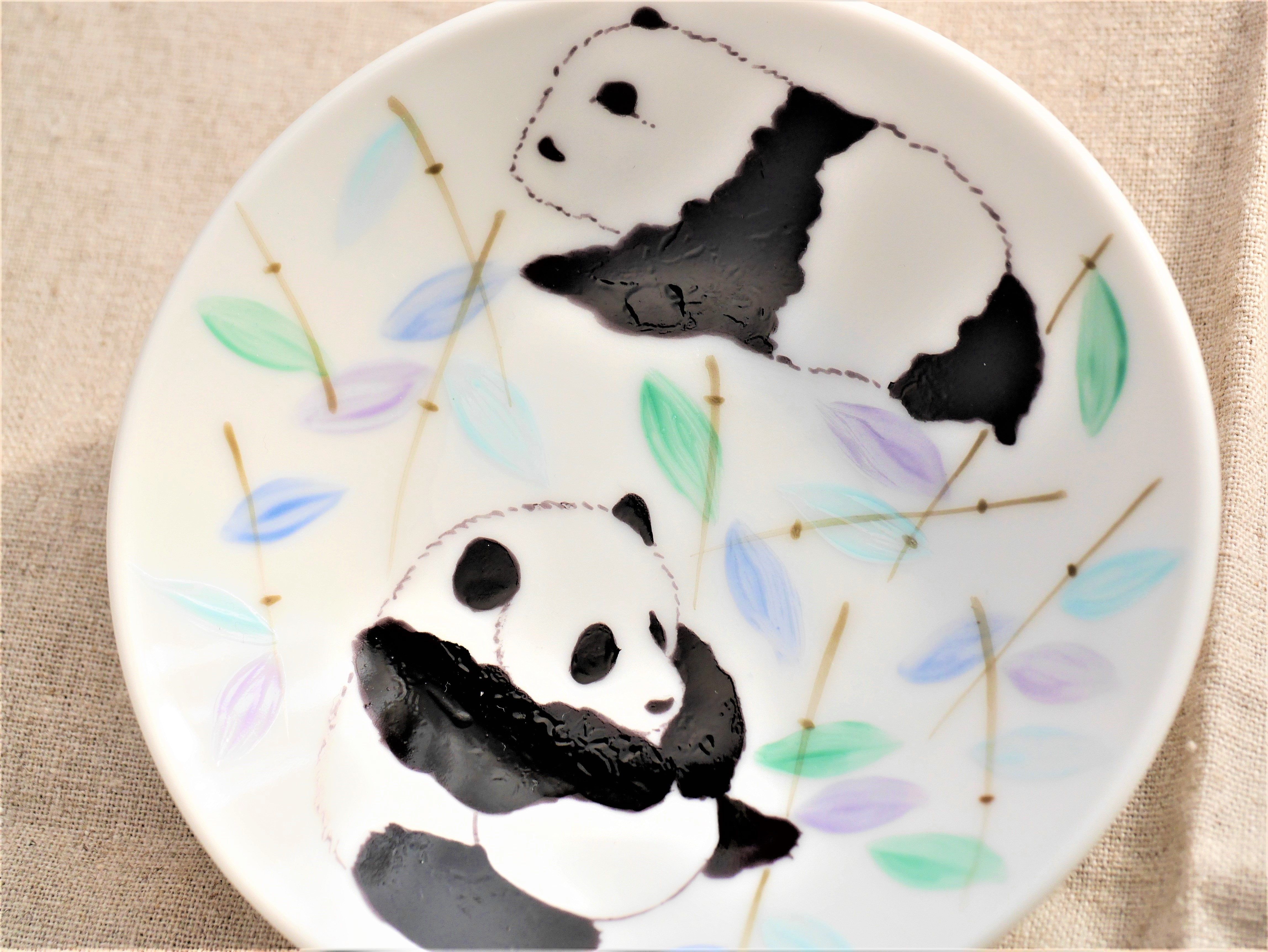 子パンダとカラフル笹の葉の豆皿2枚セット Iichi ハンドメイド クラフト作品 手仕事品の通販