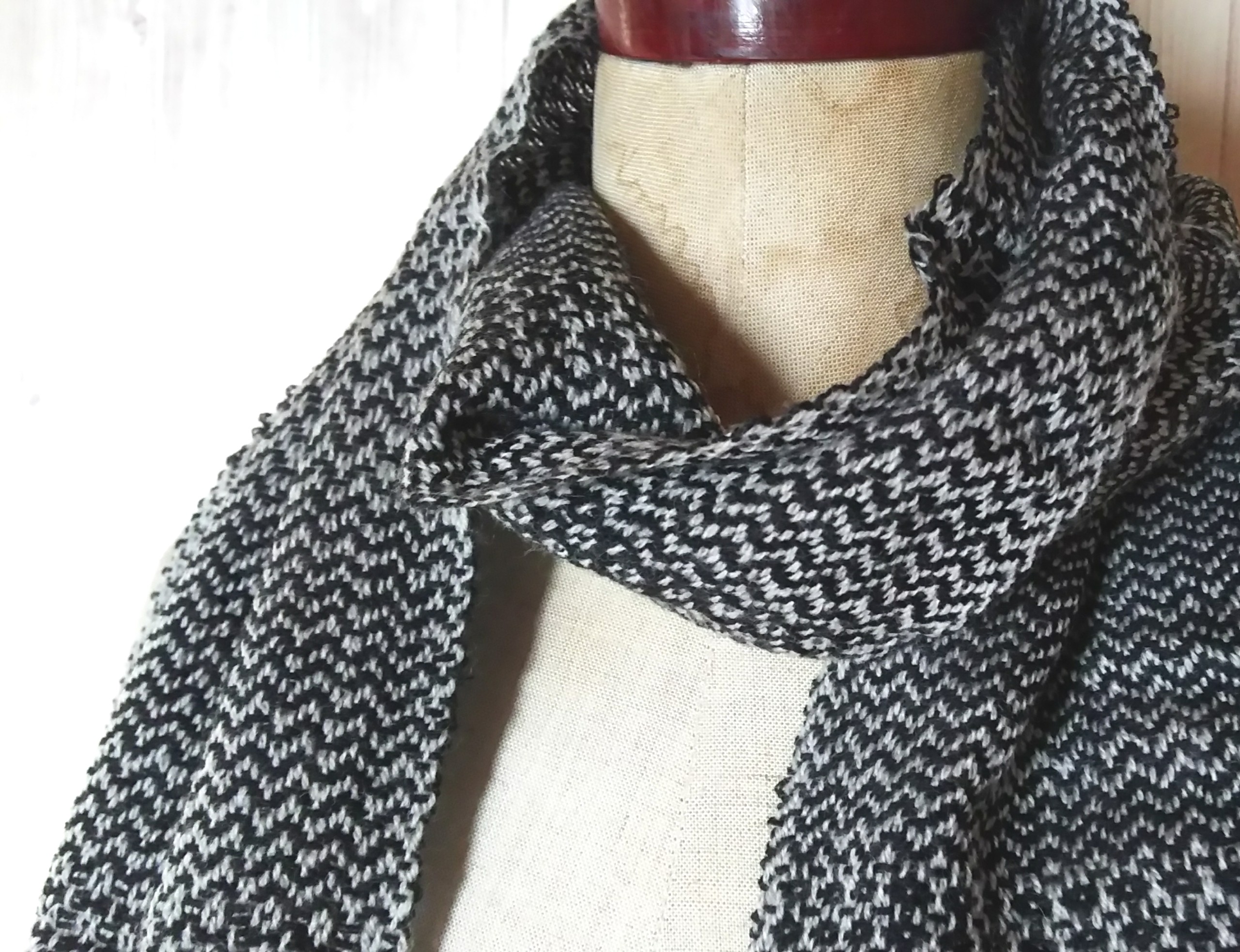 手織り 綾織りカシミヤマフラー 325 | iichi ハンドメイド・クラフト 