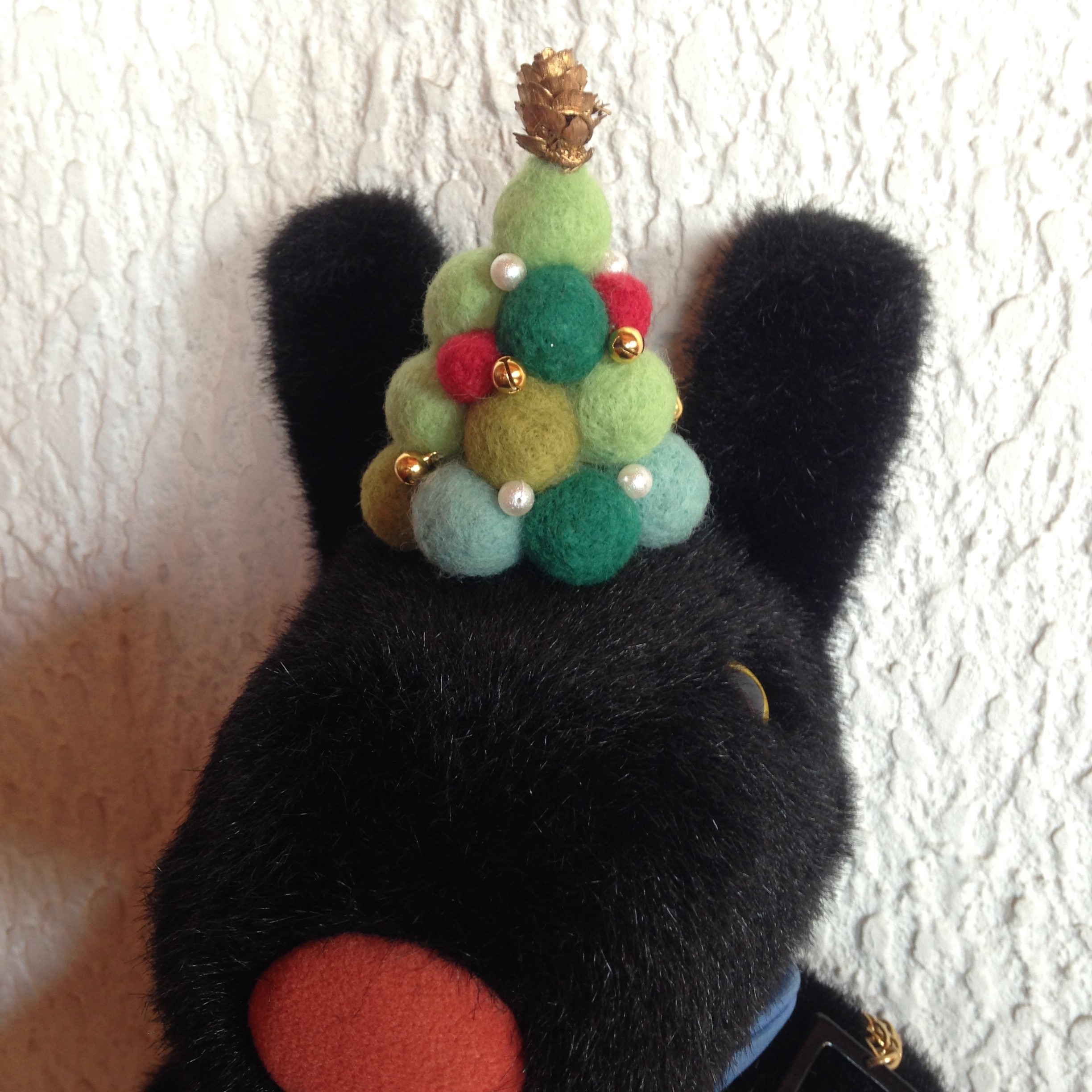 羊毛フェルト カラフルクリスマスツリー | iichi ハンドメイド お買い得セール開催中 ネベチャン様 クリスマス 羊毛フェルト おもちゃ/人形