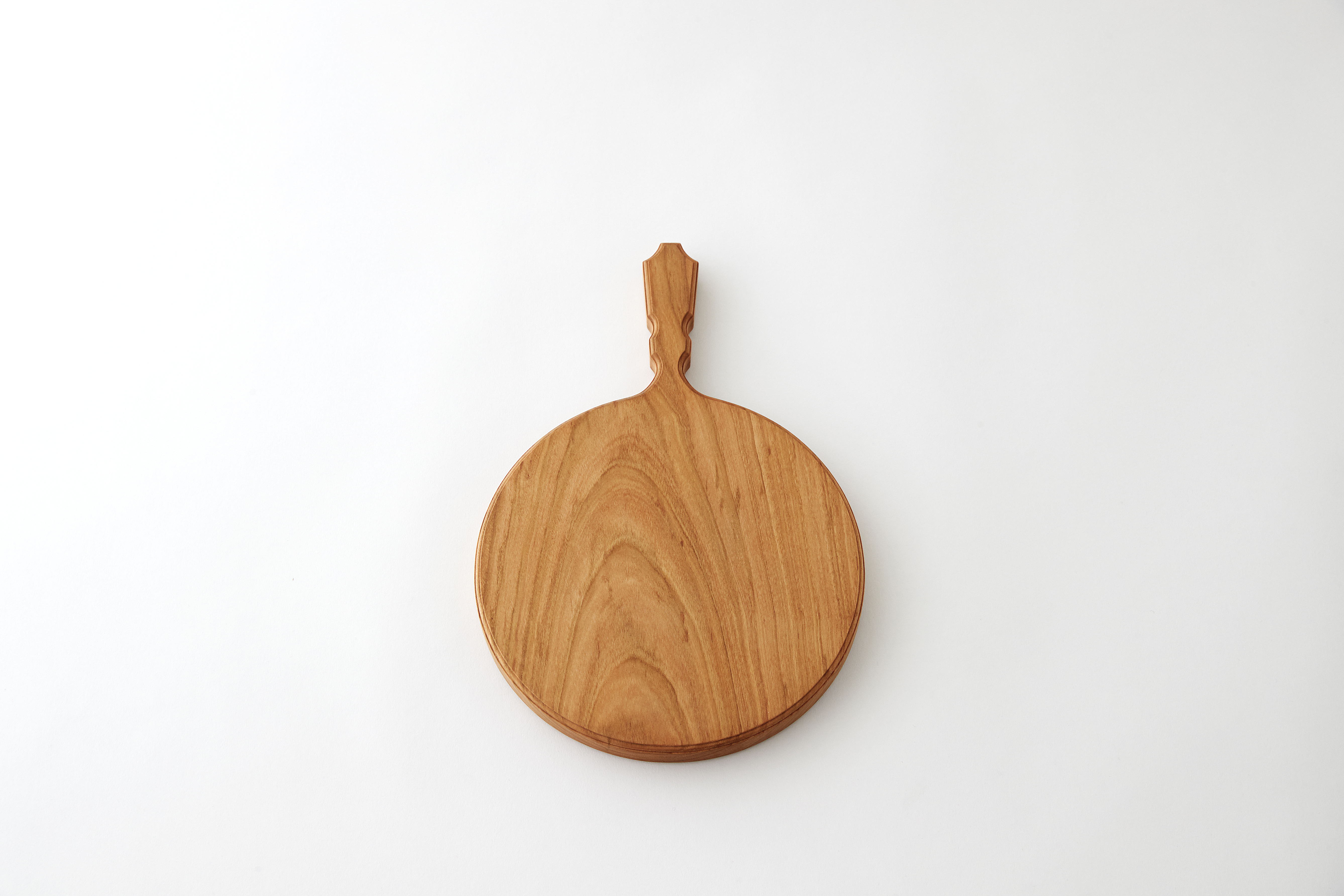 山桜のカッティングボード 丸 Iichi ハンドメイド クラフト作品 手仕事品の通販