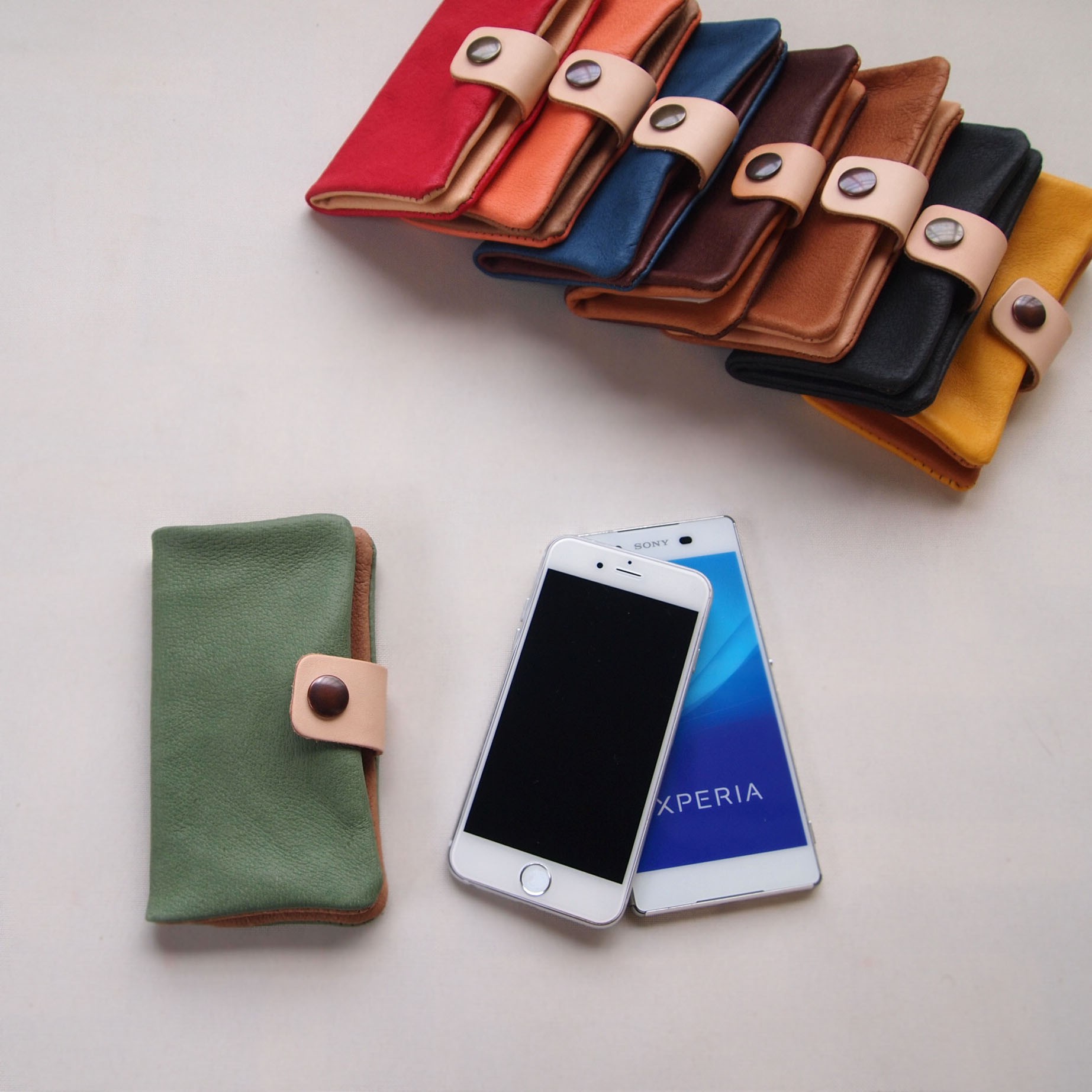 ぶた革 ｽﾏﾎｹｰｽ 緑 多機種対応 シンプルだけど個性的やわらかなスマホカバー手帳型 Iphone8 Xperia Iichi ハンドメイド クラフト作品 手仕事品の通販