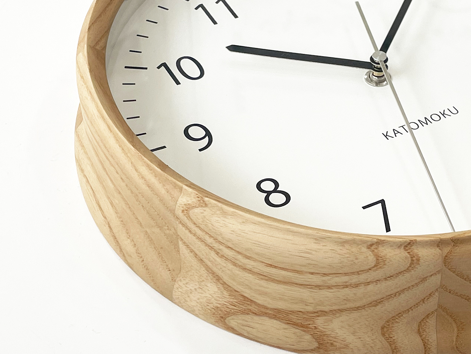 優れた品質 clock muku KATOMOKU 4 (ナチュラル) φ306mm km-57NRC 連続秒針ムーブメント 電波時計 ナチュラル  掛け時計、壁掛け時計 - raffles.mn