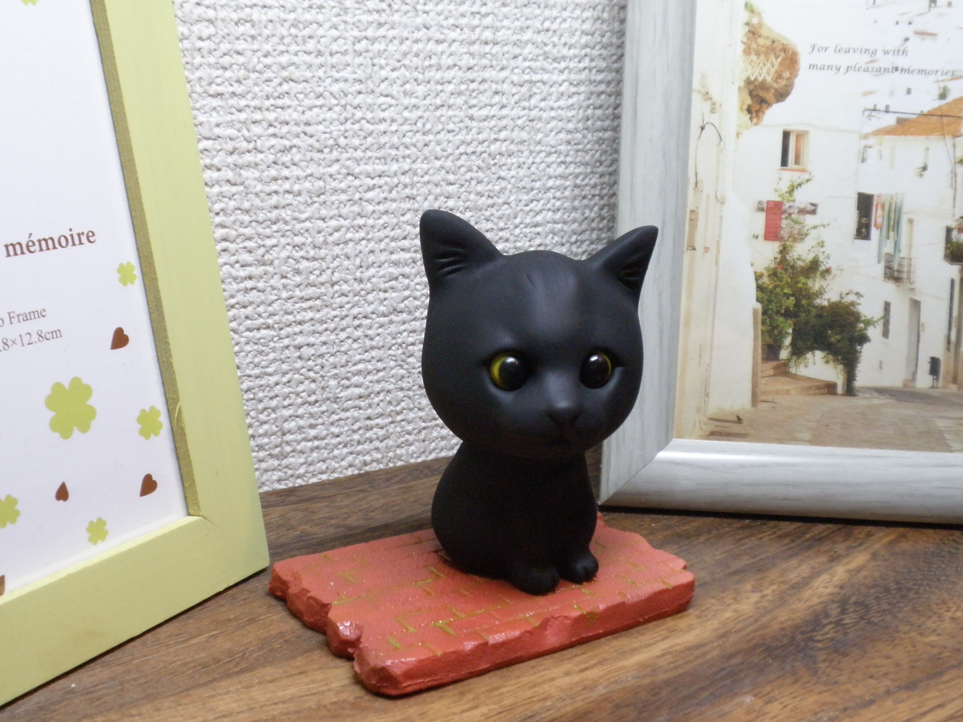 猫人形とレンガ床 黒 Iichi ハンドメイド クラフト作品 手仕事品の通販