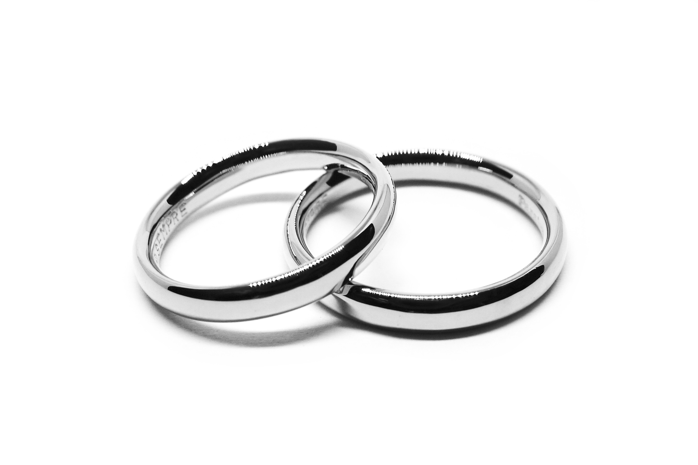 Pt900甲丸幅3ｍｍ結婚指輪に上質な一品を・刻印10文字無料【Pio by 