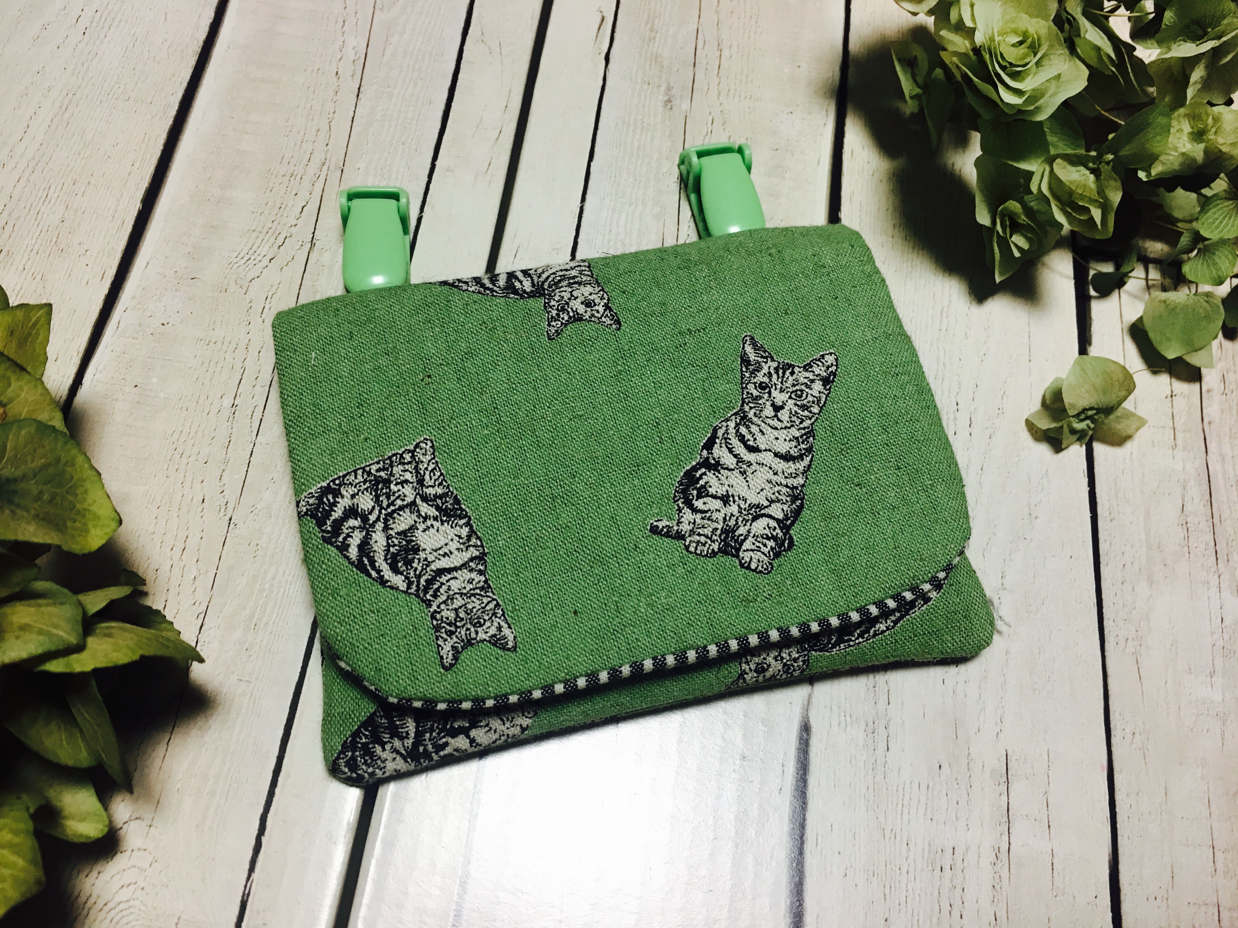 ねこ時々猫 おしゃれなキッズの為の移動ポケット Iichi ハンドメイド クラフト作品 手仕事品の通販