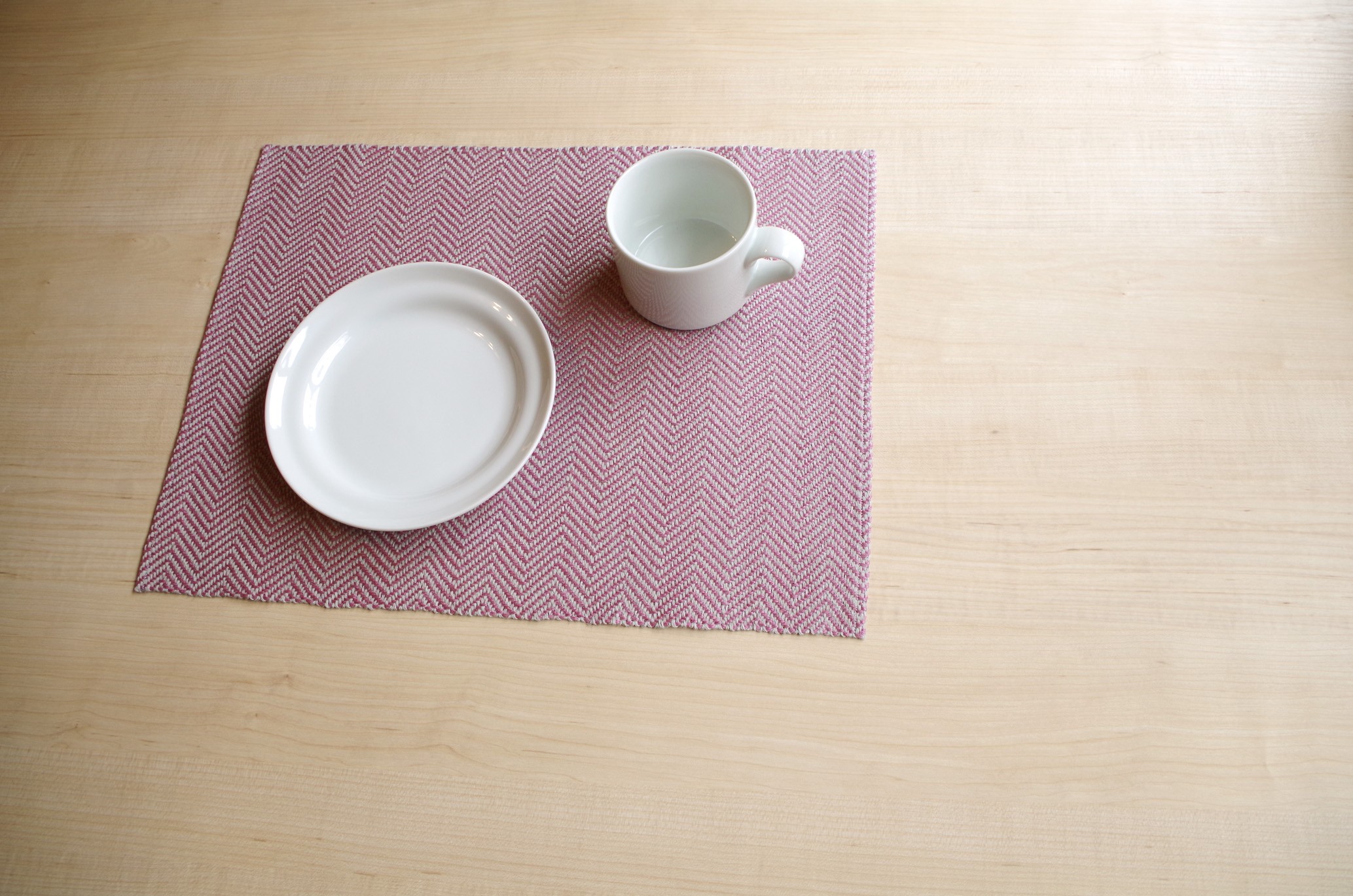手織りリネンランチョンマット ピンク グレー Iichi ハンドメイド クラフト作品 手仕事品の通販