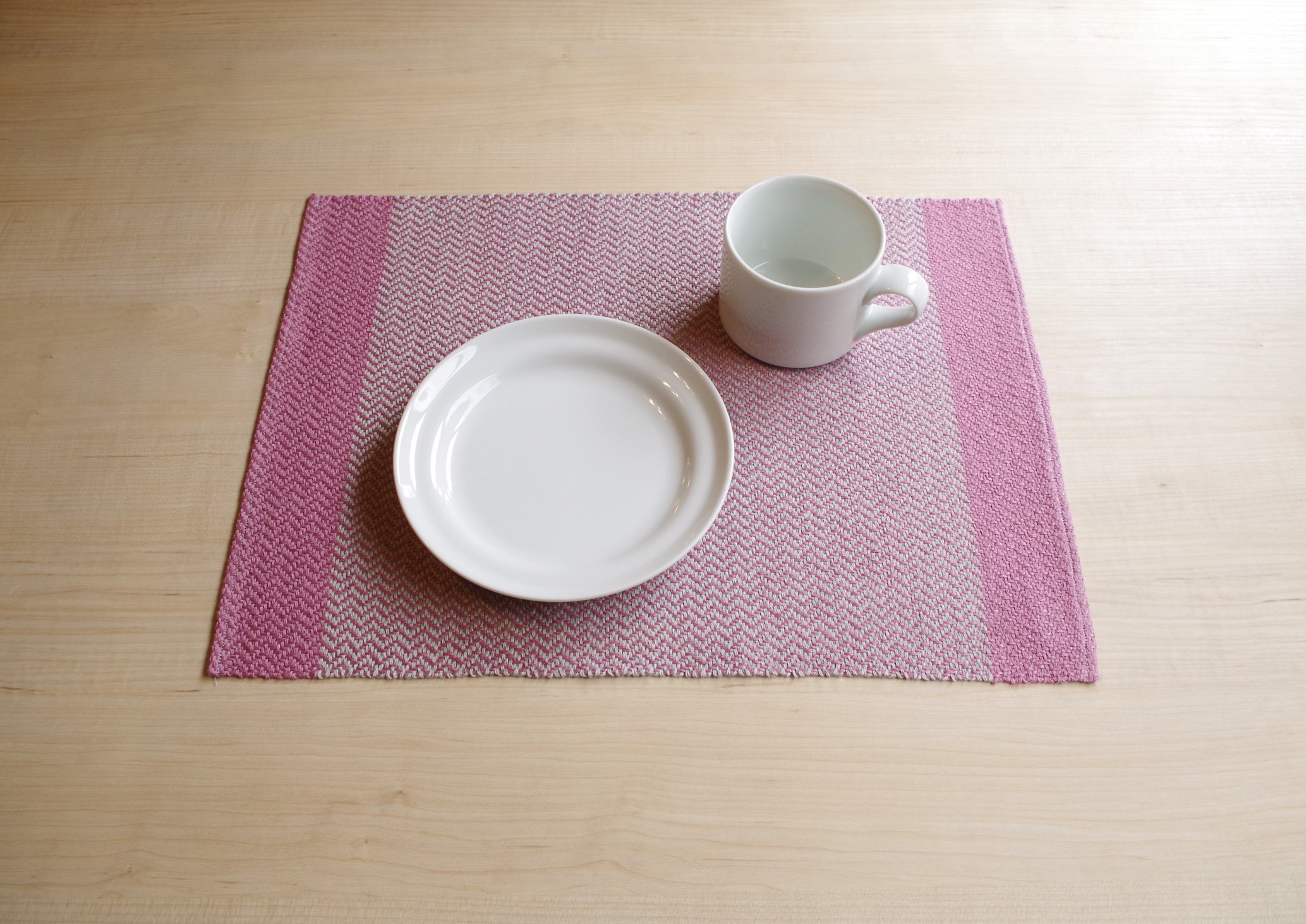手織りリネンランチョンマット ピンク Iichi ハンドメイド クラフト作品 手仕事品の通販