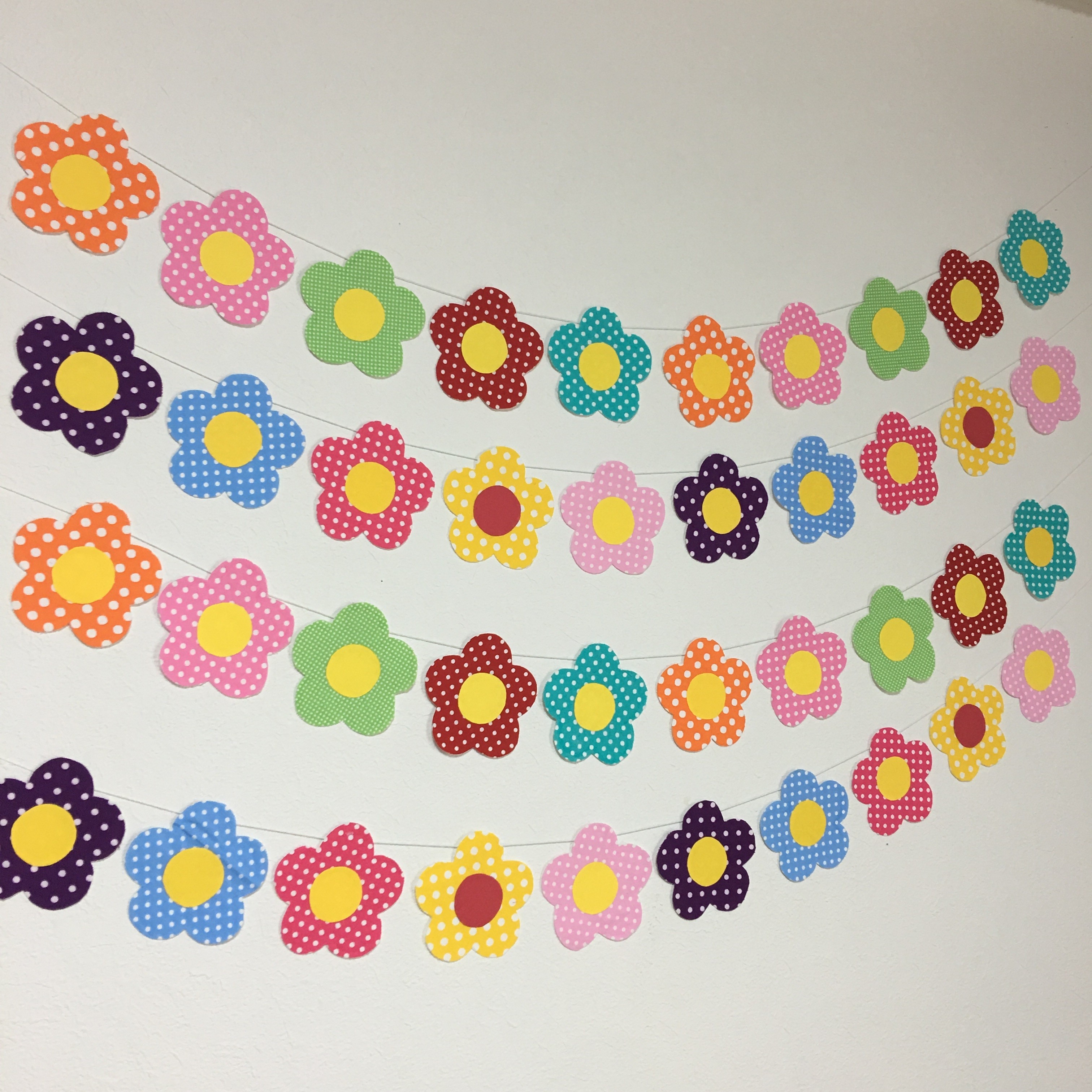壁面飾り 花のガーランド Iichi ハンドメイド クラフト作品 手仕事