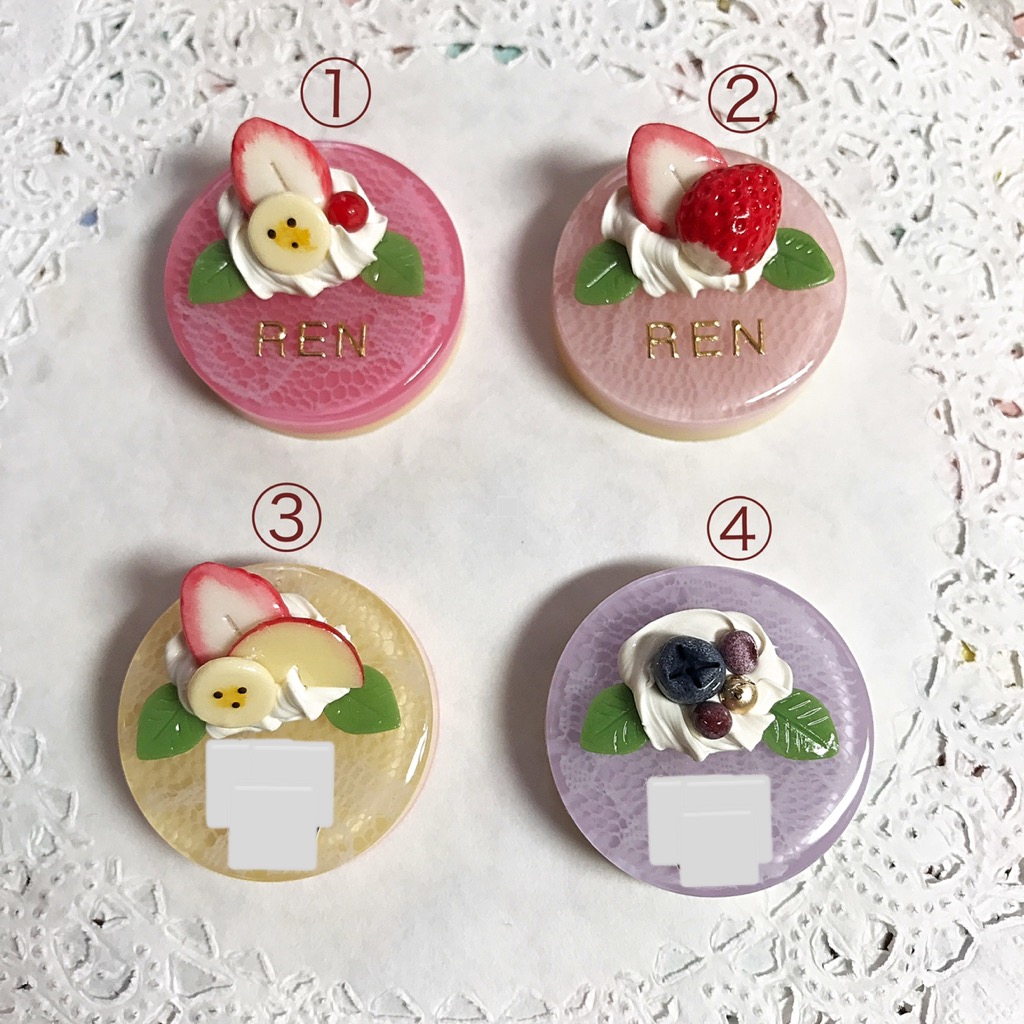 選べる4種類 名前入り パステルレースケーキのブローチ Iichi ハンドメイド クラフト作品 手仕事品の通販