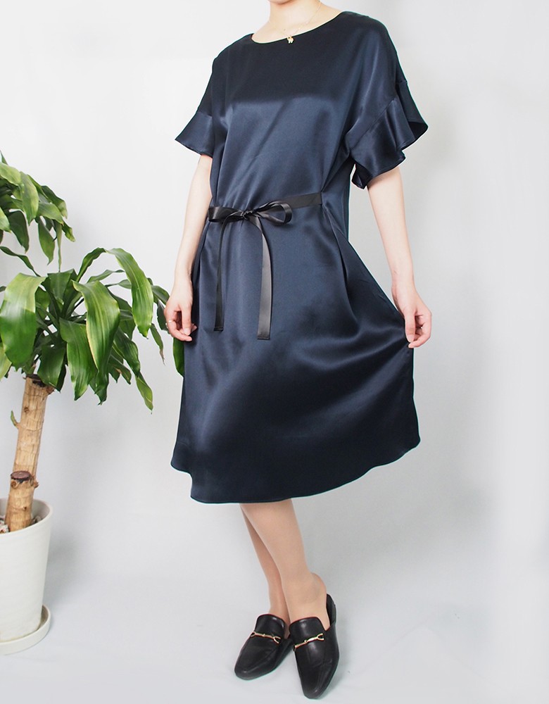 シルク100 のサテンワンピース 紺 Iichi ハンドメイド クラフト作品 手仕事品の通販