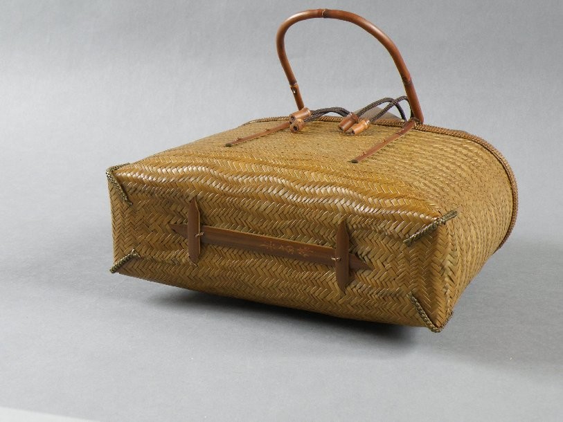 竹籠バッグ かごバッグ 網代編み 波網代 巾着 Iichi ハンドメイド クラフト作品 手仕事品の通販