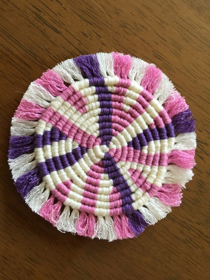 漂白剤が使えるマクラメ編み ぐるぐるコースター m ピンク 紫 白 Iichi ハンドメイド クラフト作品 手仕事品の通販 漂白剤が使えるマクラメ編み ぐるぐるコースター m ピンク 紫 白 Iichi ハンドメイド クラフト作品 手仕事品の通販