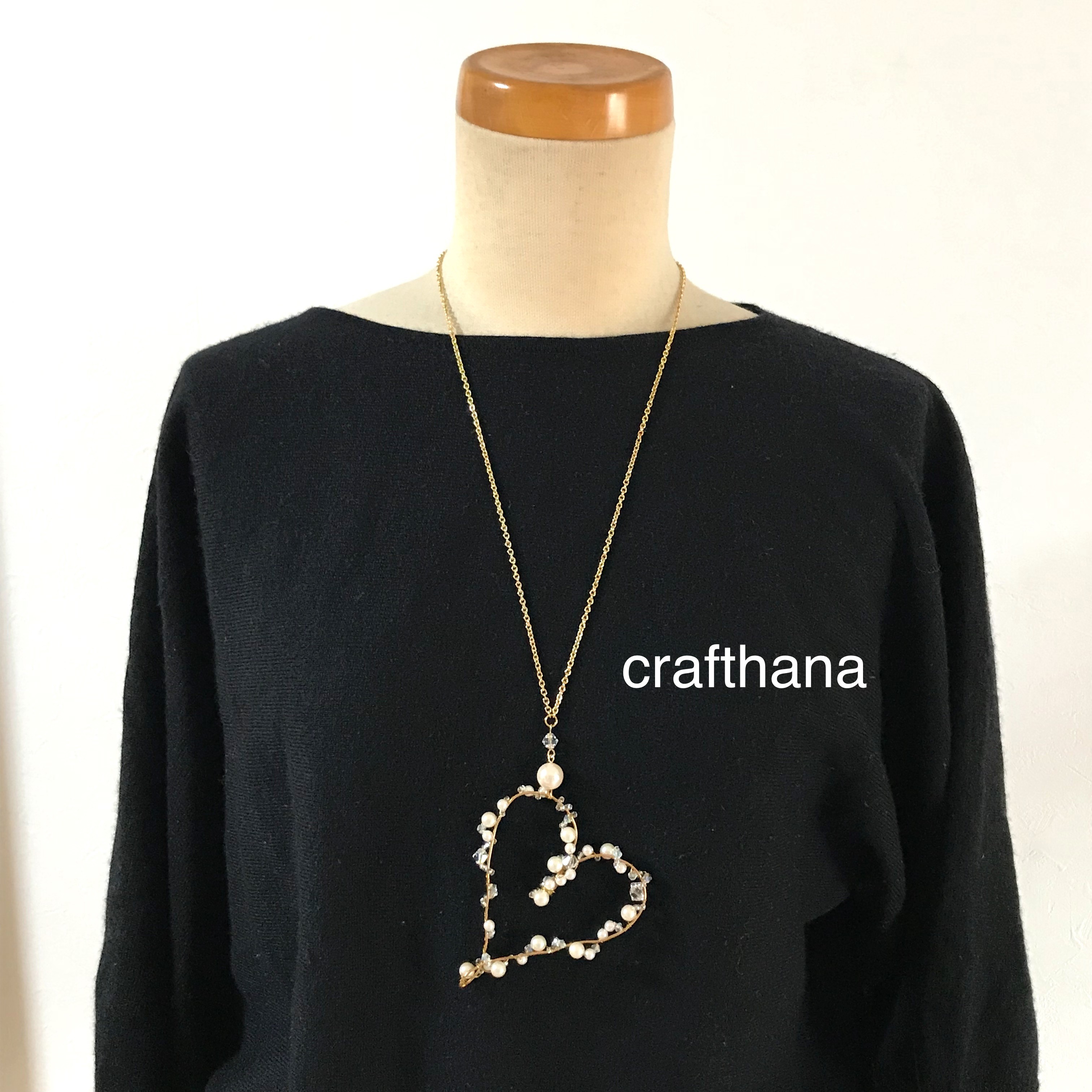 大きなハートモチーフのネックレス Iichi ハンドメイド クラフト作品 手仕事品の通販
