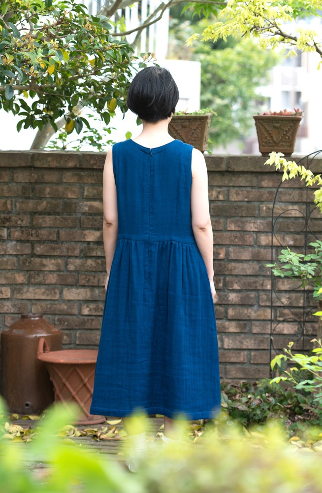 ノースリーブギャザーワンピース 藍染ガーゼ Iichi ハンドメイド クラフト作品 手仕事品の通販