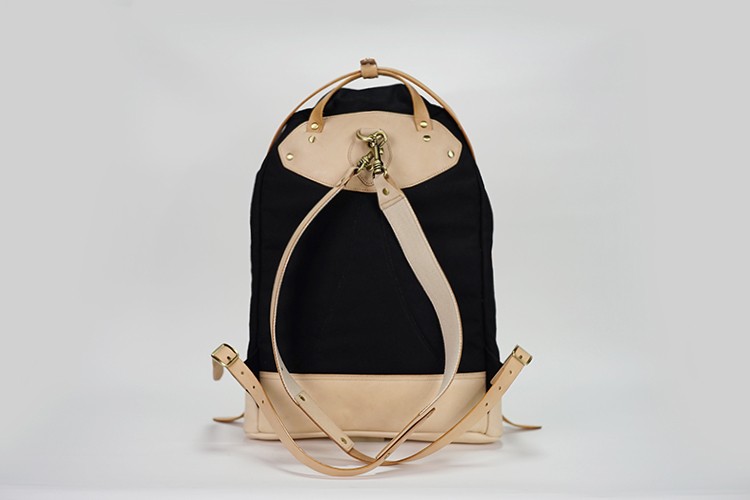 帆布 本革手作りのクラシックリュックサック Iichi ハンドメイド クラフト作品 手仕事品の通販