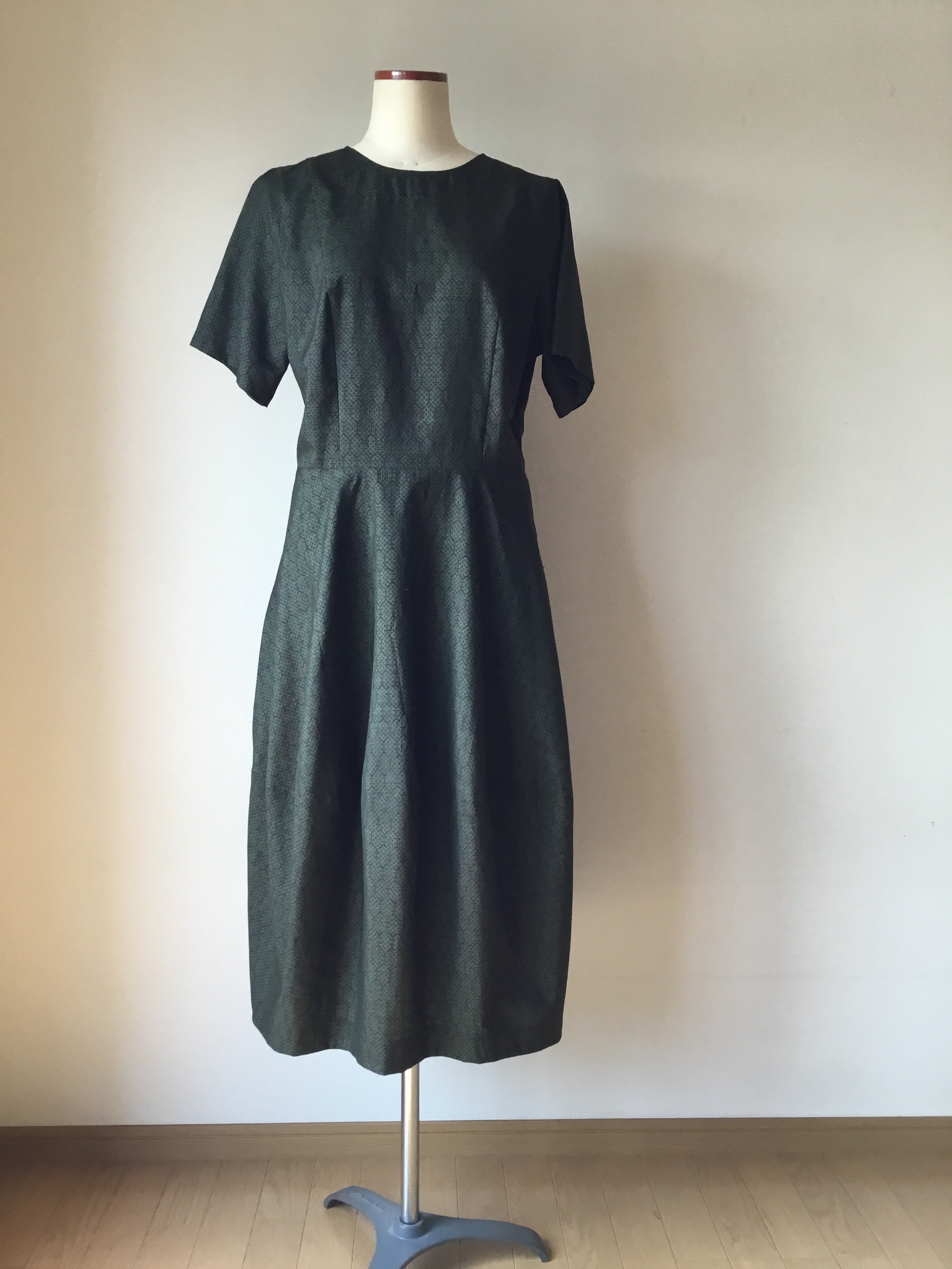 バルーンスカートのワンピース 着物リメイク Iichi ハンドメイド クラフト作品 手仕事品の通販